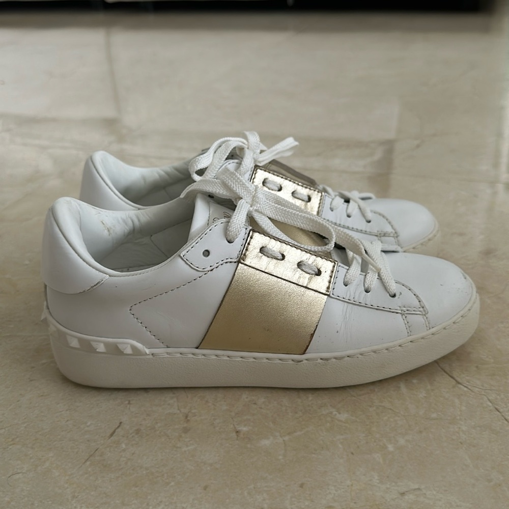 Valentino Trainers